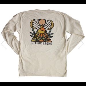 Nature Backs long sleeve t-shirt size L Large